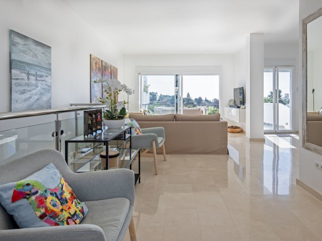 4 Schlafzimmer Reihenhaus in Nueva Andalucía