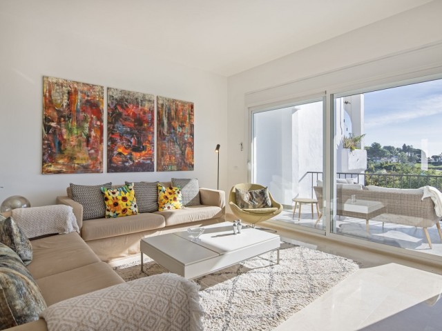 4 Schlafzimmer Reihenhaus in Nueva Andalucía