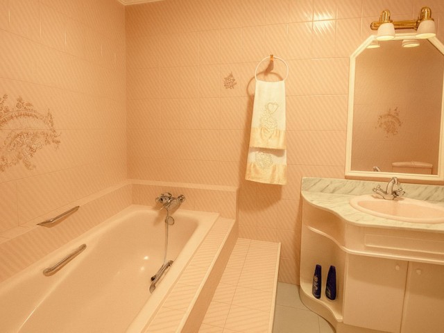 3 Bedrooms Villa in Torremolinos