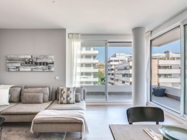 Appartement avec 3 Chambres  à Nueva Andalucía