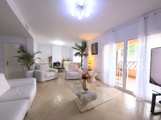 4 Bedrooms Villa in Riviera del Sol