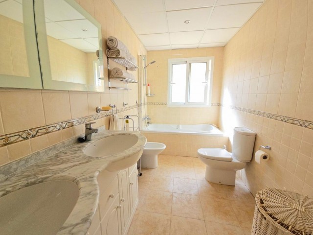 4 Slaapkamer Villa in Riviera del Sol