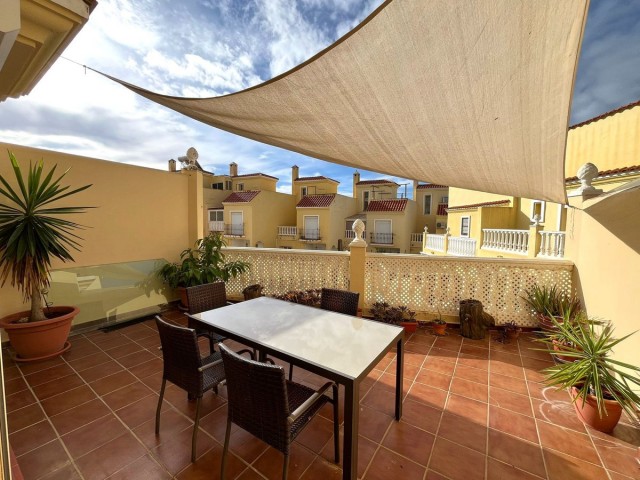 3 Bedrooms Townhouse in Estepona