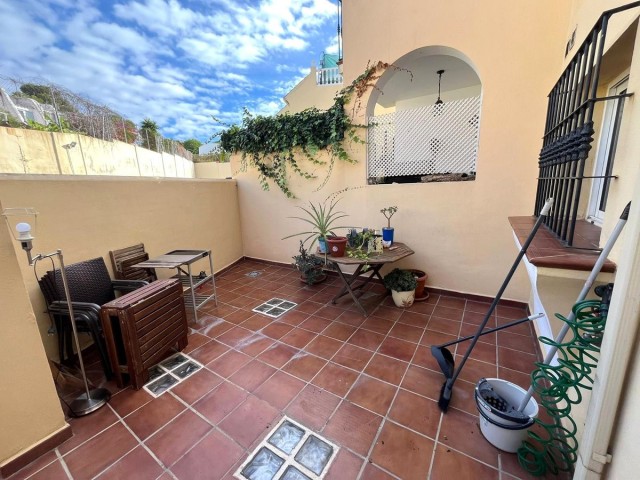 3 Bedrooms Townhouse in Estepona
