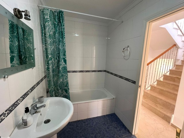 3 Bedrooms Townhouse in Estepona