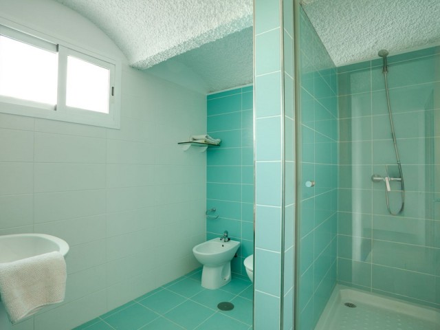 3 Bedrooms Villa in Estepona