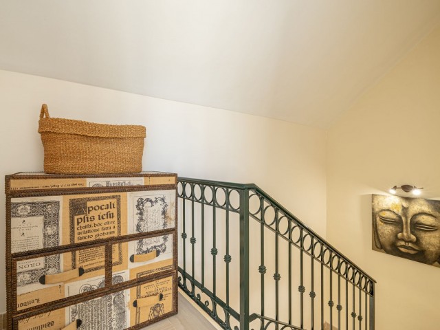 3 Bedrooms Apartment in Elviria