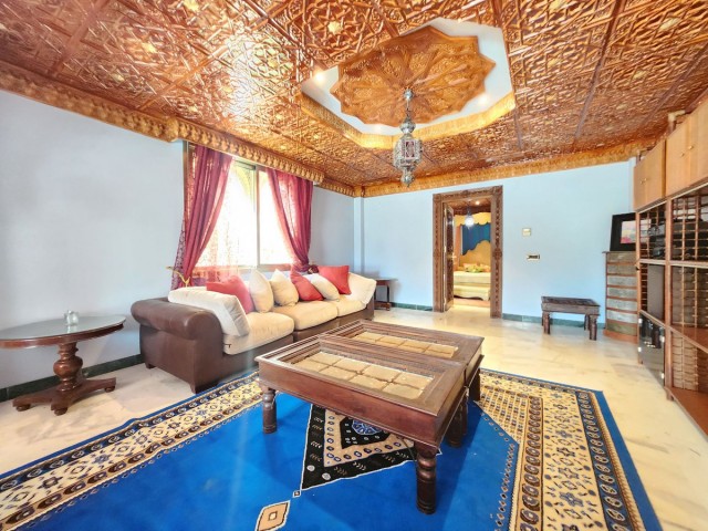 8 Bedrooms Villa in La Cala de Mijas