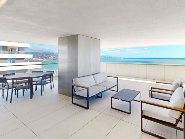 Penthouse avec 4 Chambres  à Málaga