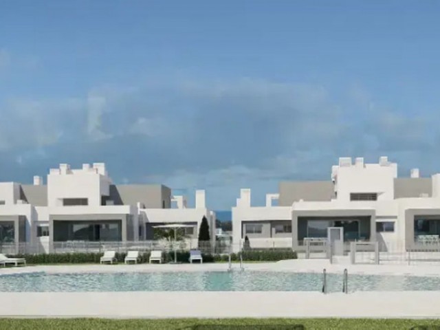 2 Bedrooms Apartment in Estepona