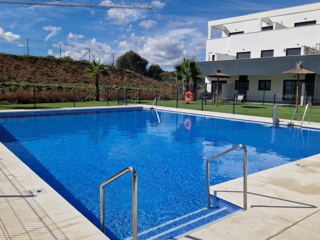 3 Bedrooms Apartment in Estepona