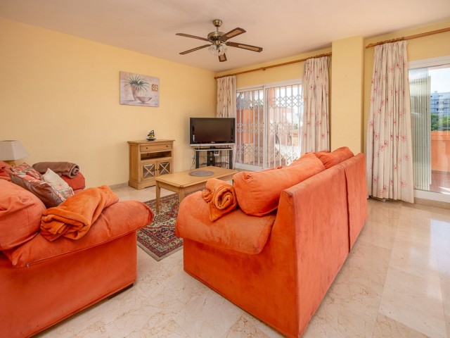 Huoneisto, El Faro, R5221174