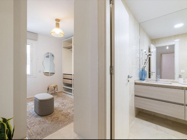 4 Bedrooms Apartment in Fuengirola