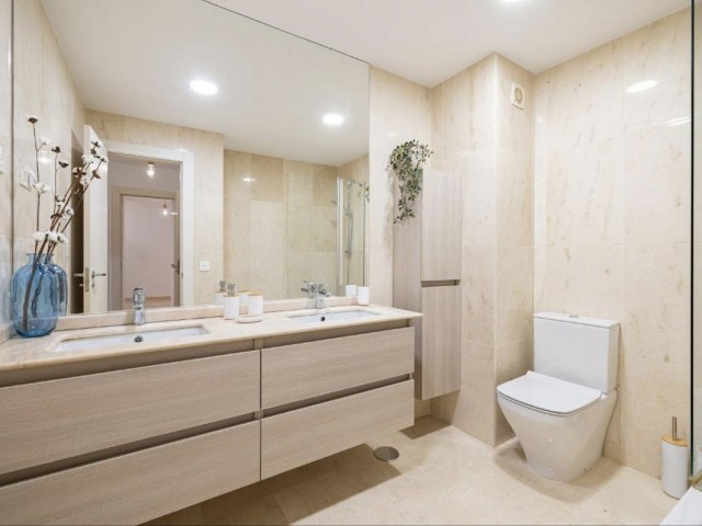 4 Bedrooms Apartment in Fuengirola