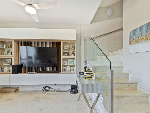 5 Bedrooms Townhouse in Manilva