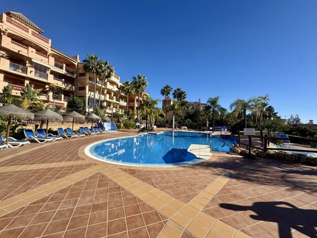 2 Bedrooms Apartment in Torrequebrada