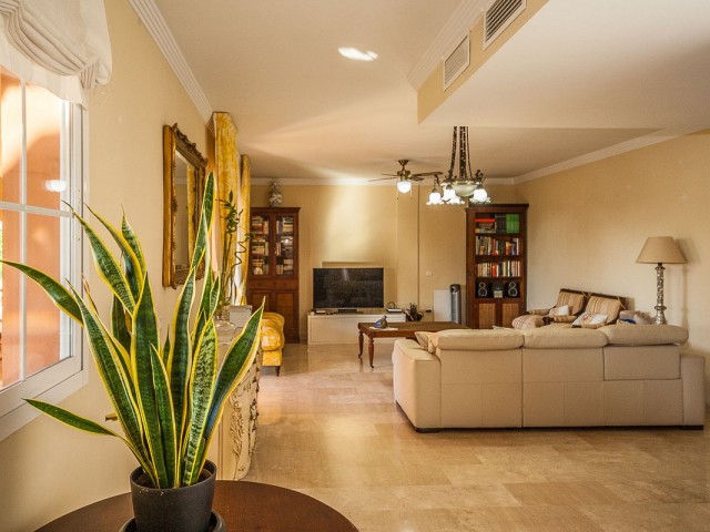 2 Soveroms Leilighet i Elviria