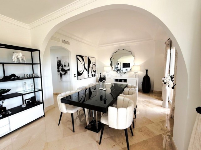 Penthouse in Elviria