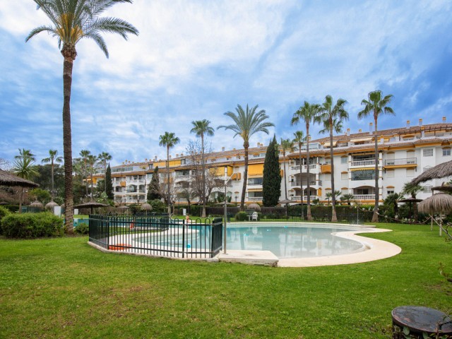 Penthouse in Nueva Andalucía