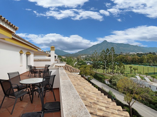 Penthouse in Nueva Andalucía