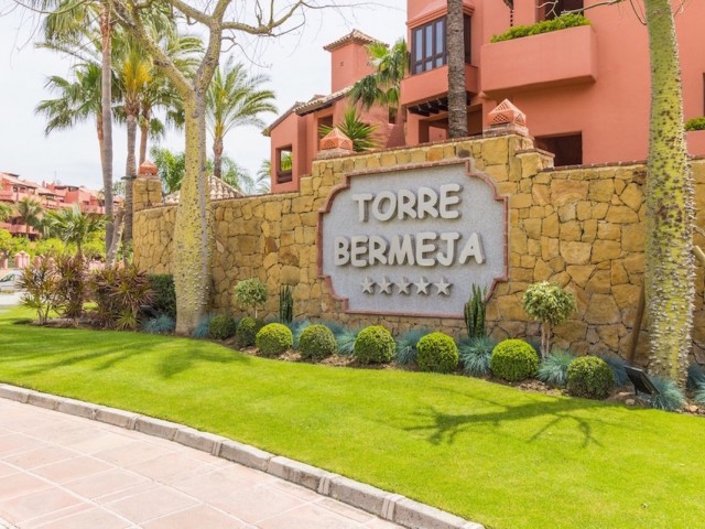 Penthouse in New Golden Mile