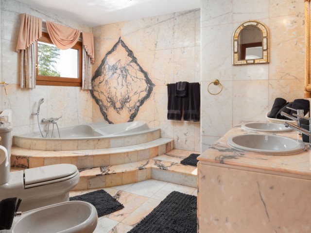 5 Schlafzimmer Villa in Mijas