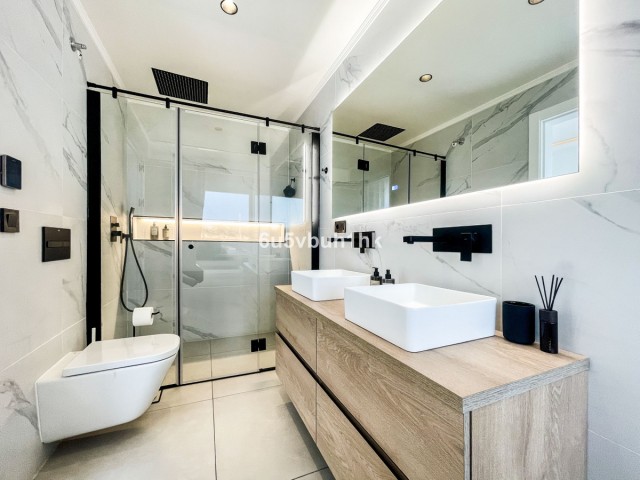 Penthouse avec 3 Chambres  à Riviera del Sol