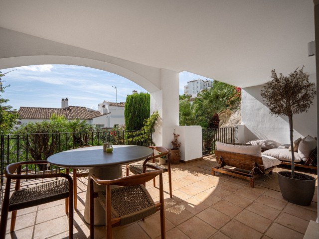 Apartment, La Quinta, R5238241