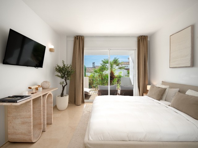 Apartment, La Quinta, R5238241