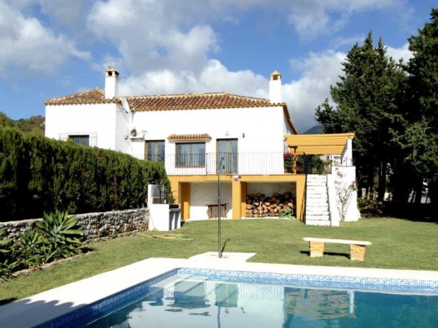 5 Bedrooms Townhouse in Mijas