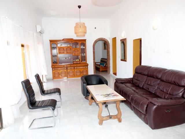 5 Bedrooms Townhouse in Mijas