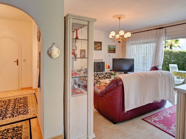 Villa, Marbesa, R4892263