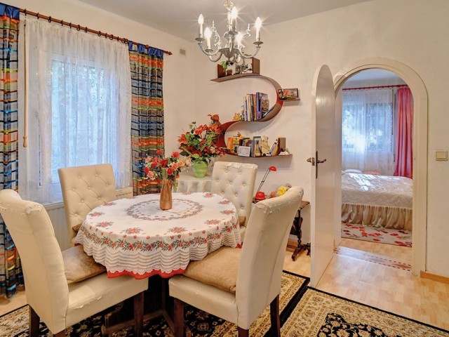 Villa, Marbesa, R4892263