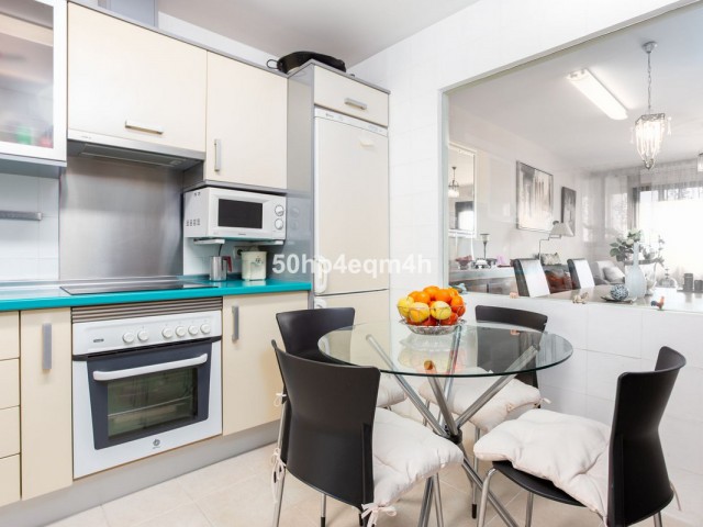 2 Bedrooms Apartment in Guadalmina Alta