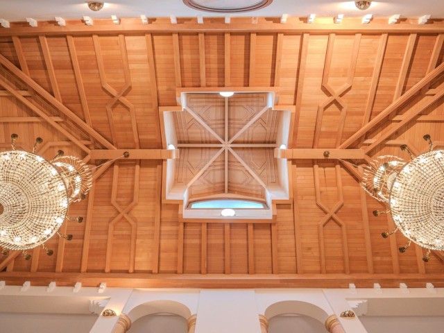 Villa avec 6 Chambres  à Nueva Andalucía