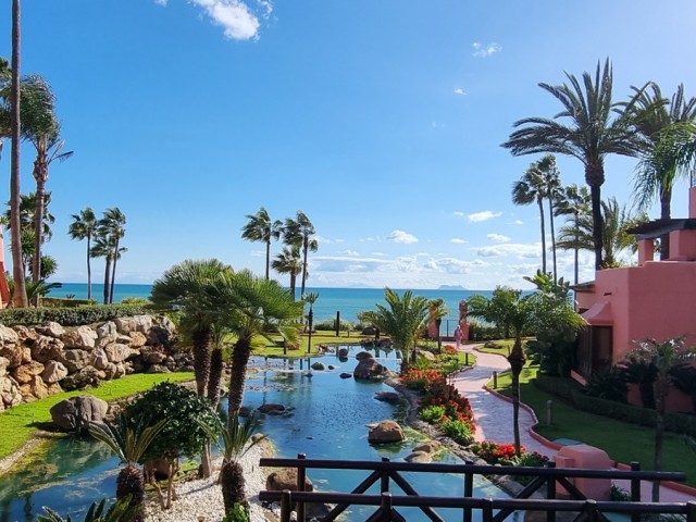 2 Bedrooms Apartment in Estepona