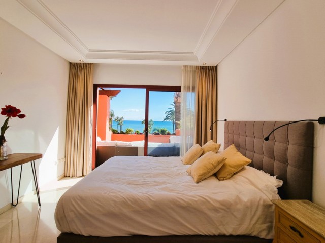 2 Bedrooms Apartment in Estepona