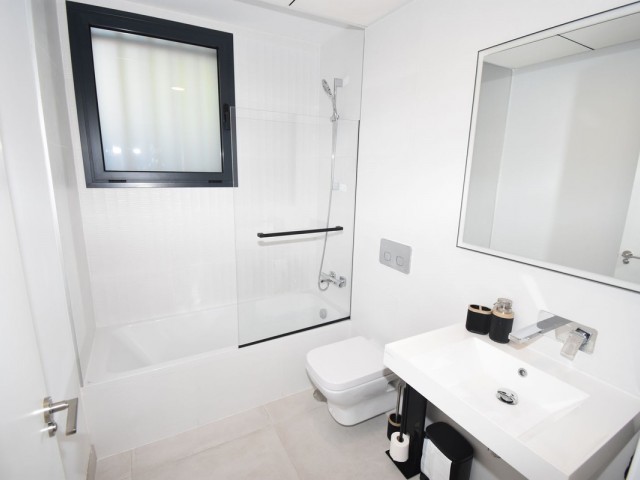 4 Schlafzimmer Reihenhaus in Mijas Costa