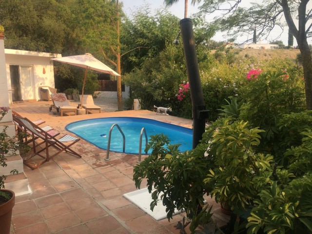 3 Bedrooms Villa in Estepona