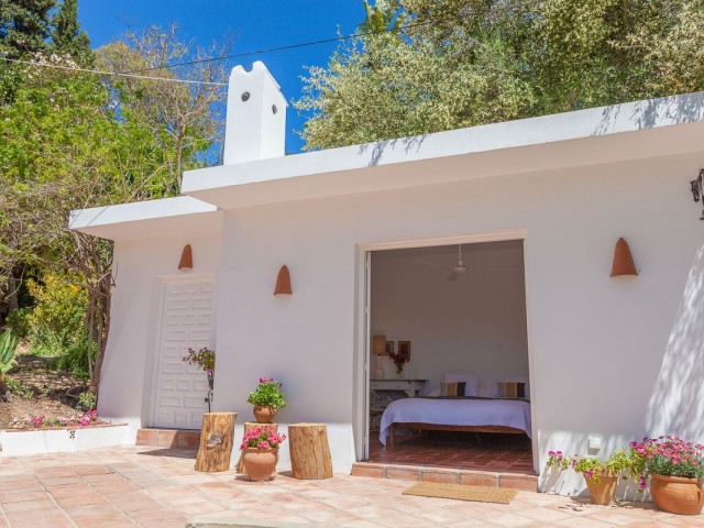 3 Sovrums Villa i Estepona