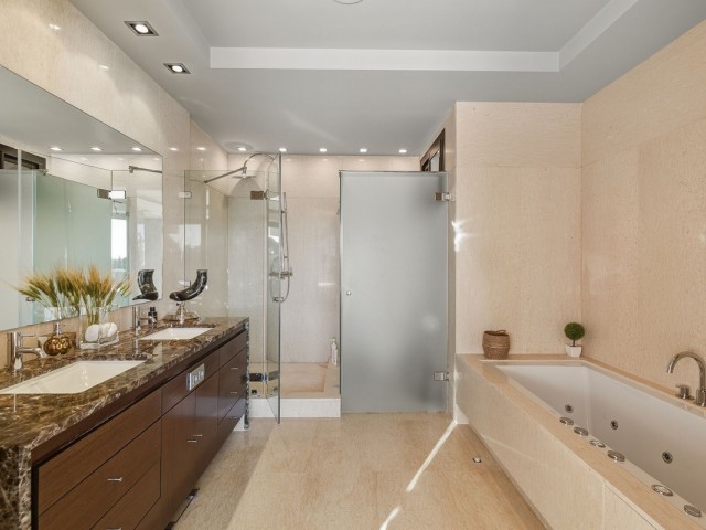 Appartement avec 2 Chambres  à Nueva Andalucía