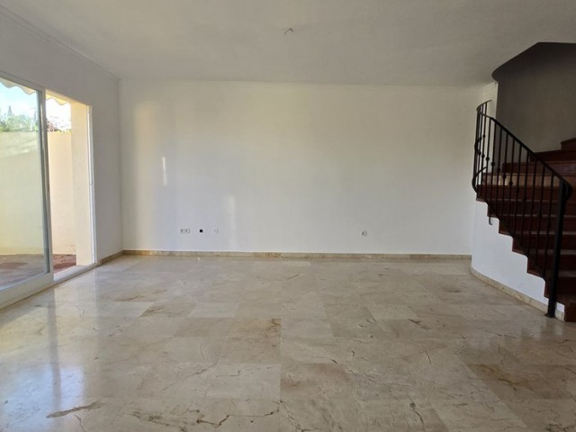 Penthouse in Nueva Andalucía