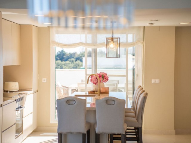 Kattohuoneisto Sotogrande