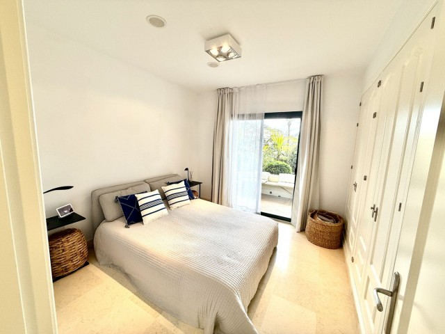 2 Bedrooms Apartment in Benahavís