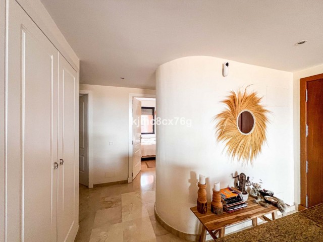 Apartment, Calahonda, R5230093