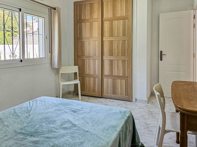 Villa con 4 Dormitorios  en Riviera del Sol