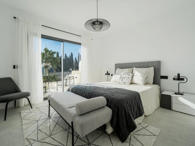 3 Bedrooms Townhouse in Nueva Andalucía