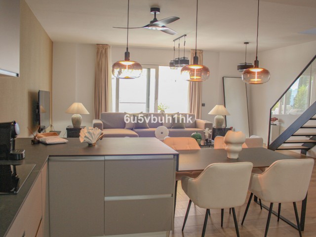 4 Bedrooms Apartment in Marbella