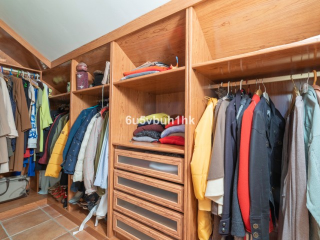 4 Bedrooms Villa in Fuengirola