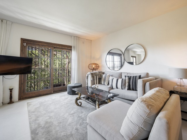 3 Bedrooms Apartment in Nueva Andalucía